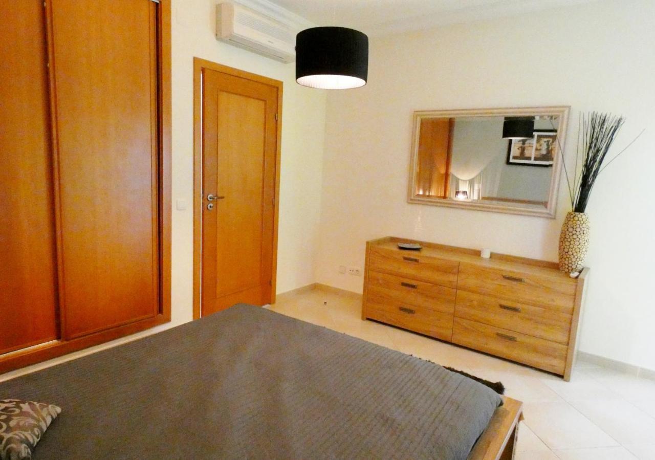 Apartamento Vista Golfe Mar วิลาโมรา ภายนอก รูปภาพ