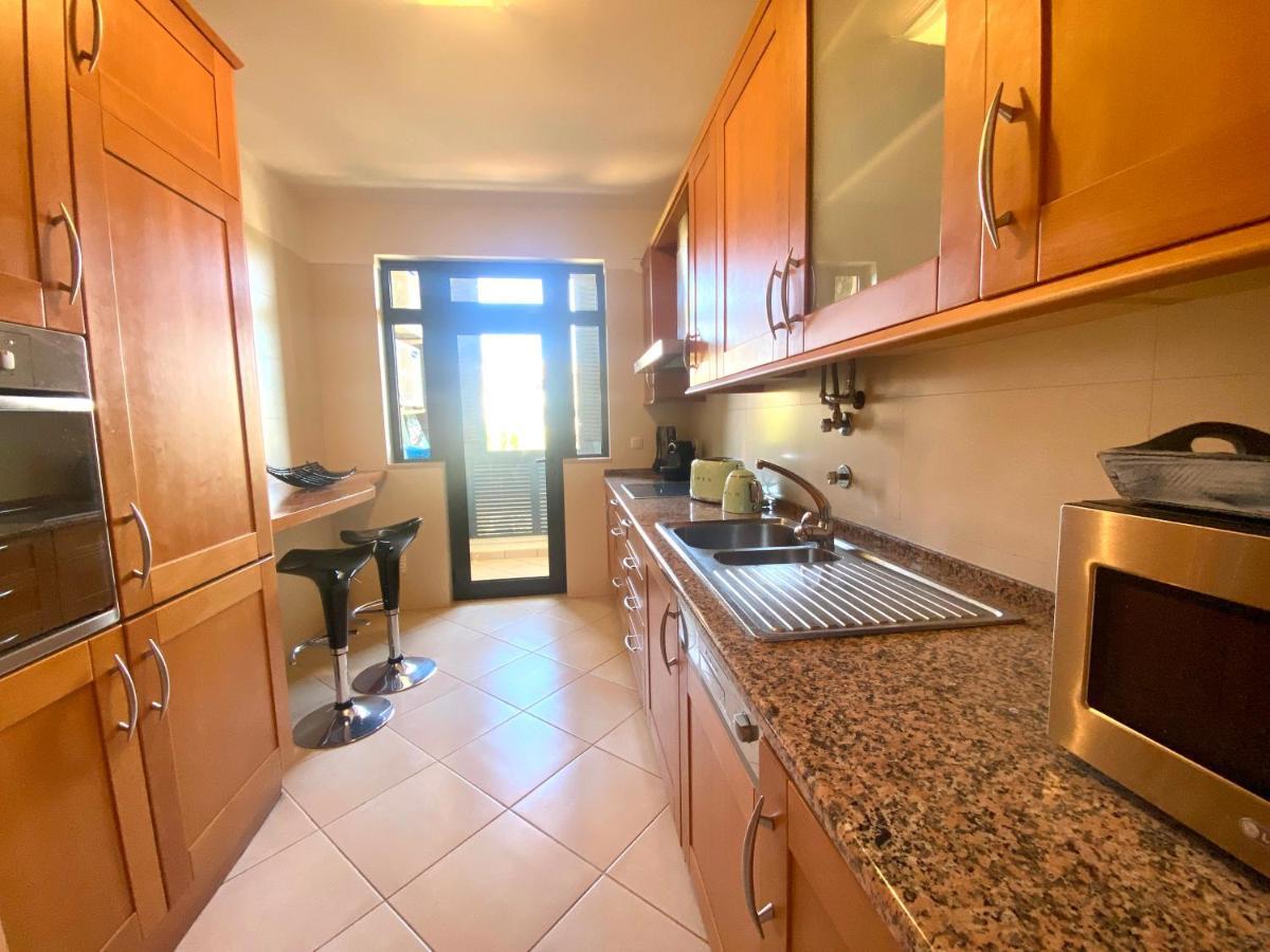 Apartamento Vista Golfe Mar วิลาโมรา ภายนอก รูปภาพ
